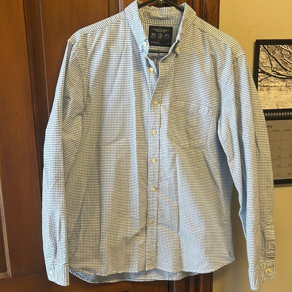 American Eagle Button Down Shirt